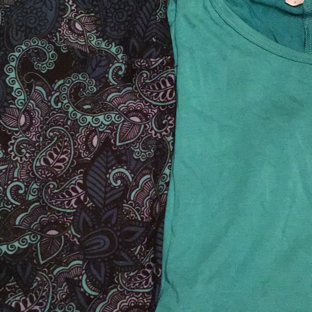 Lularoe TC leggings and S perfect T